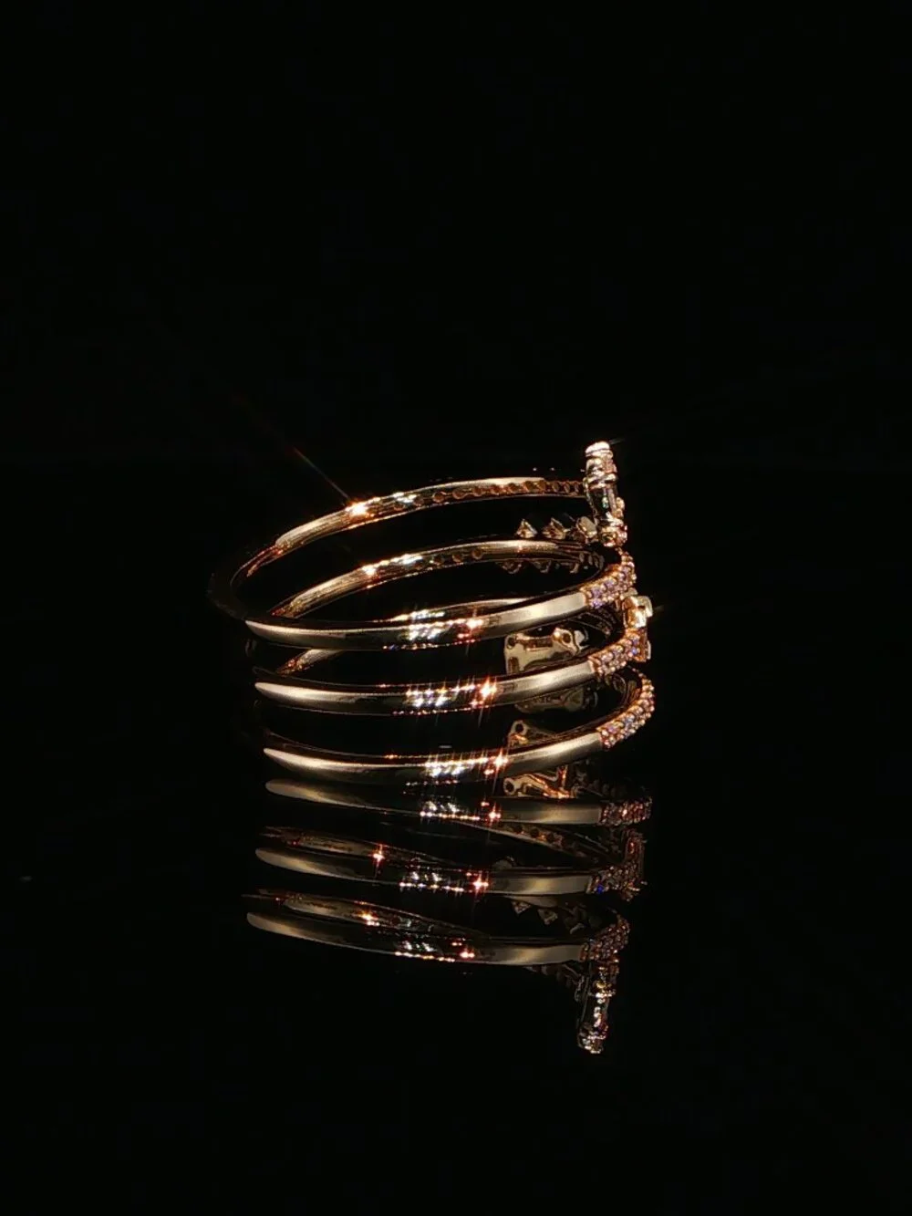 14K Yellow Gold Spiral Coil Baguette & Pavé Diamond Ring | Lab grown diamonds